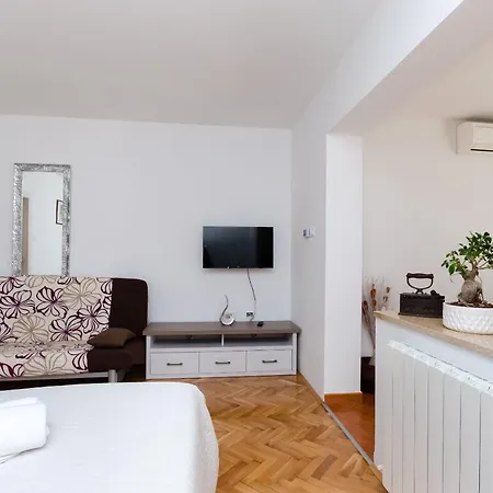 Appartement Cetina *