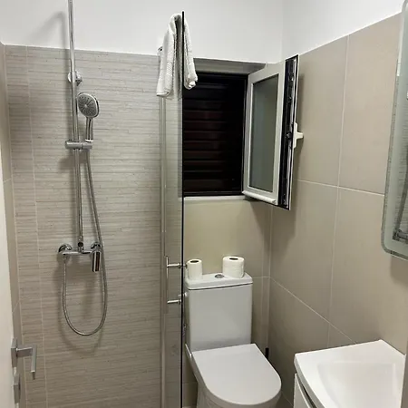 Zdenko Apartment *